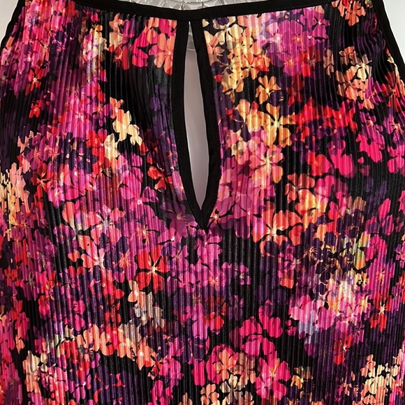 City Chic top - Picture 2 of 5